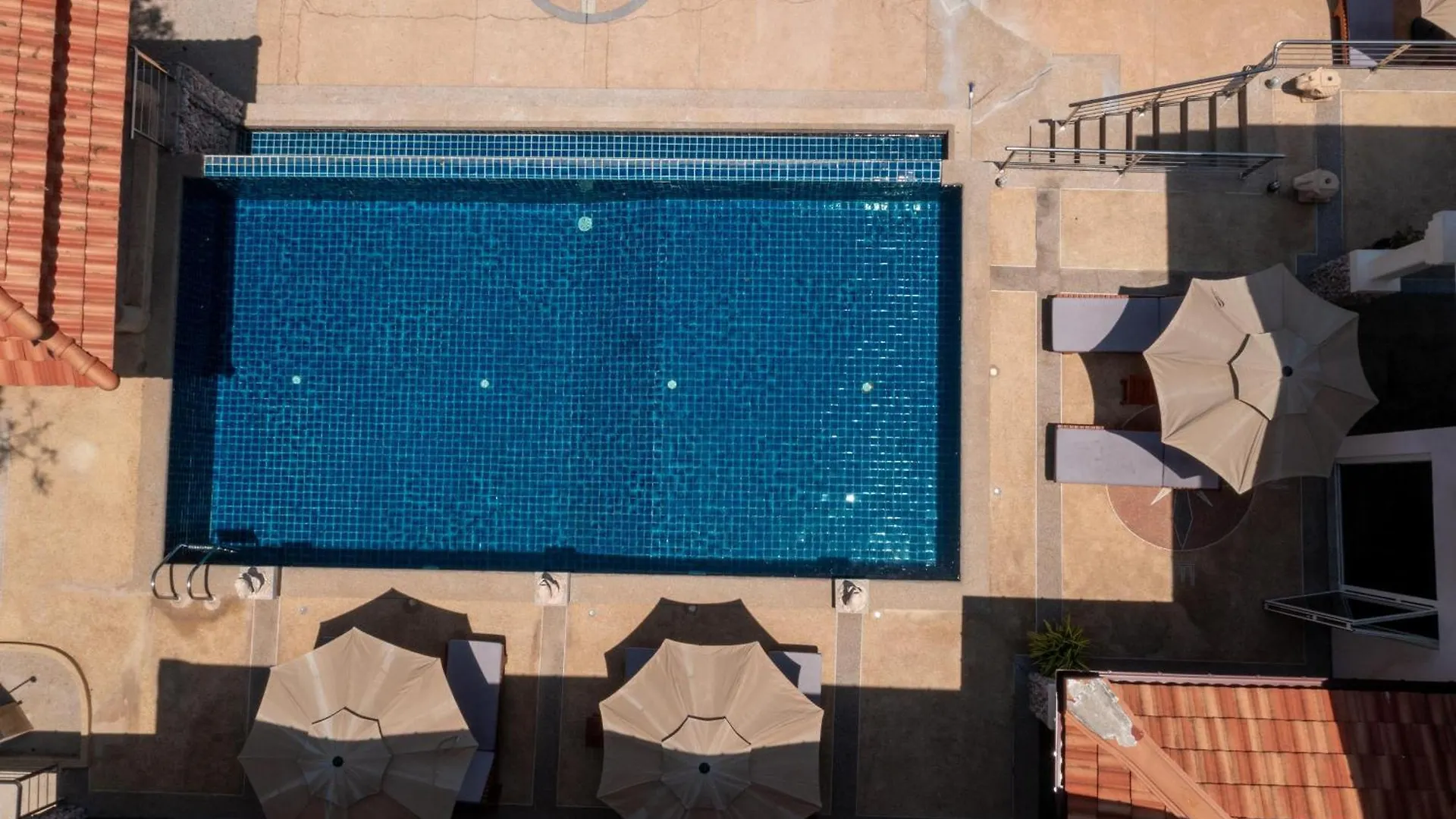 2 Pools And Seaview! Villa Serena 6Br, Klong Khong Koh Lanta