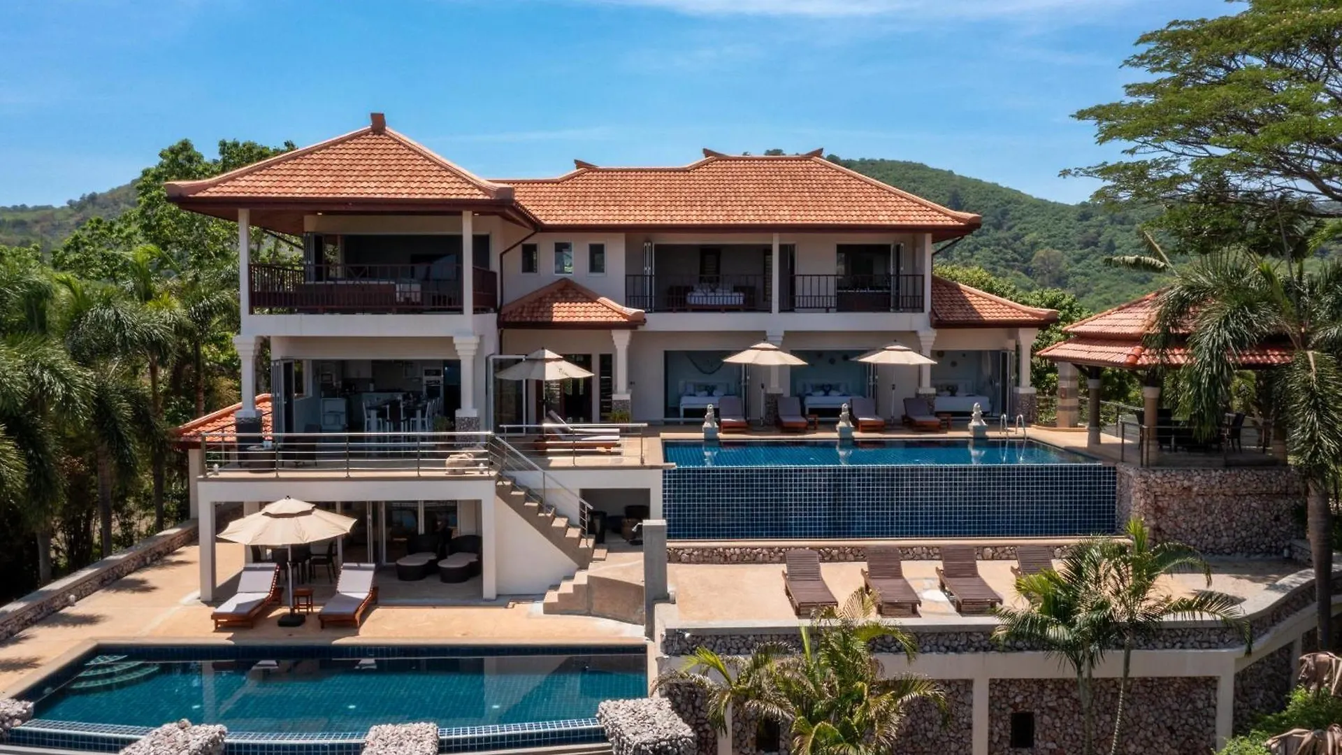 2 Pools And Seaview! Villa Serena 6Br, Klong Khong Koh Lanta