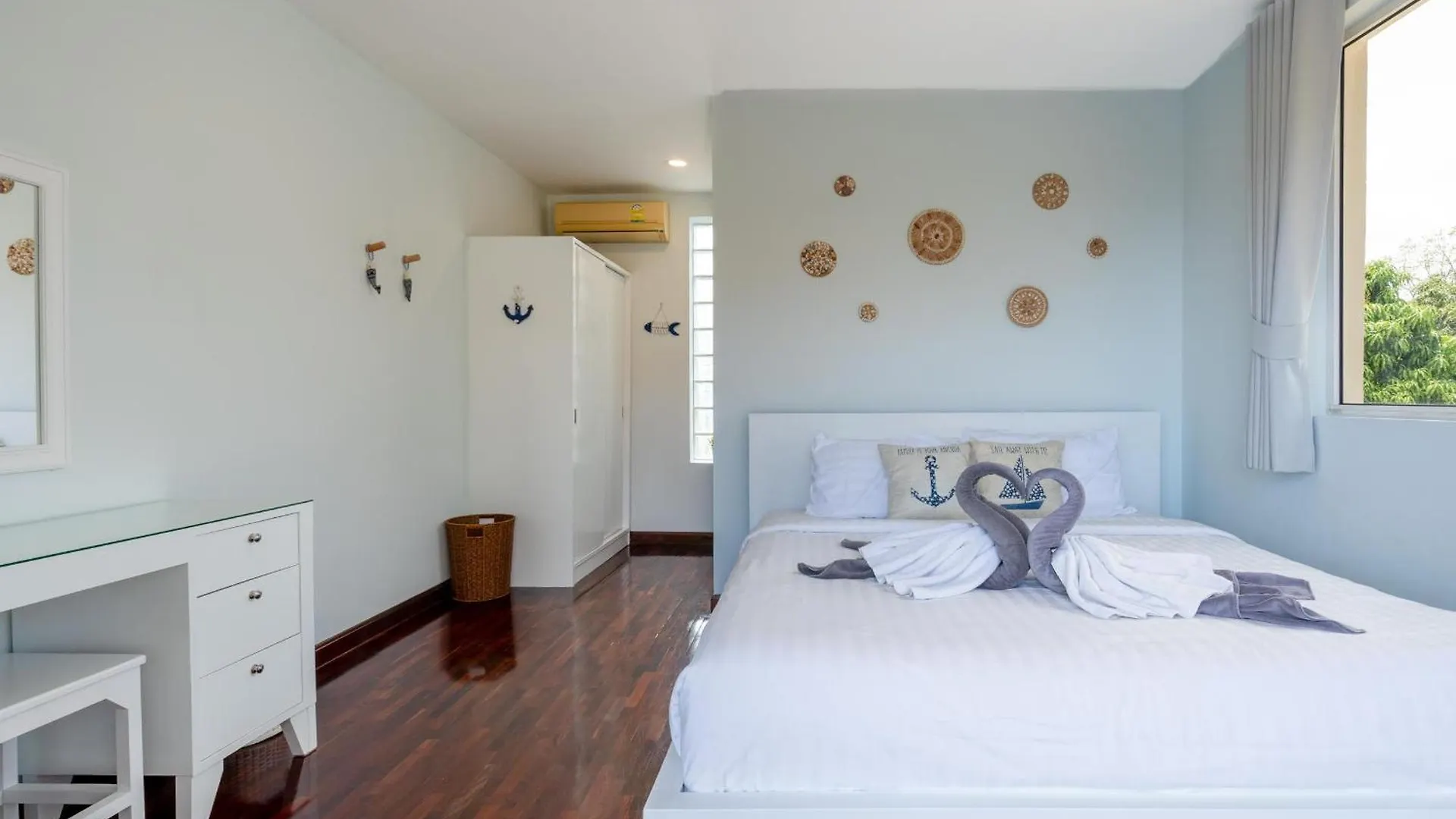 2 Pools And Seaview! Villa Serena 6Br, Klong Khong Koh Lanta
